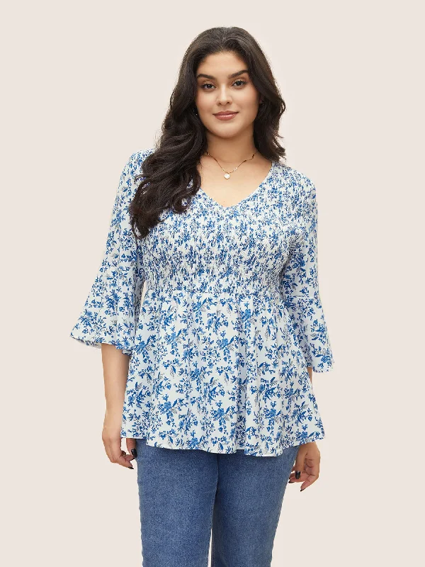 Day To Night Styles Ditsy Floral Shirred Ruffle Sleeve Blouse