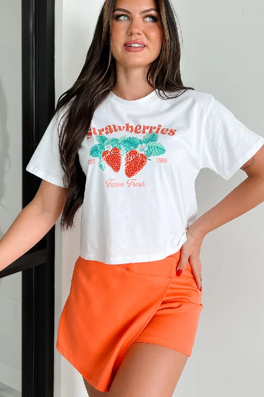 Affordable Luxury Women's Apparel "Farm Fresh Strawberries" Graphic Crop Tee (White)