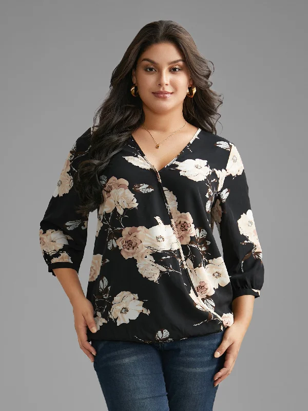 Fashionable Women's Wardrobe Overlap Collar Floral Print Blouse