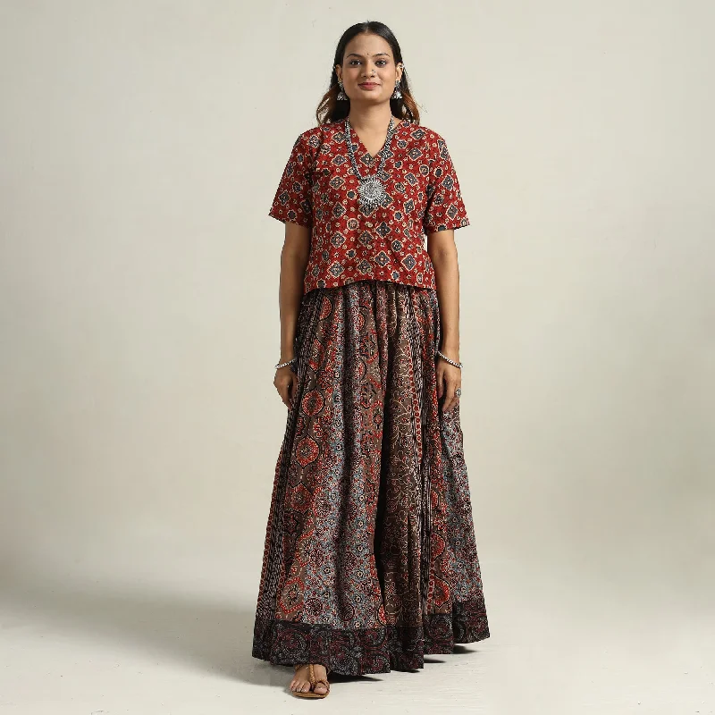 Women's Stylish Professional Garments Multicolor - Ajrakh Block Printed 24 Kali Patchwork Cotton Long Skirt 44