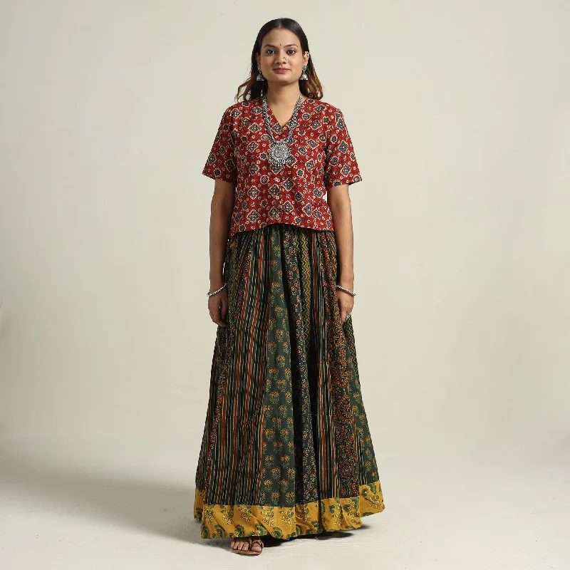 Women's Outdoor Attire Green - Ajrakh Block Printed 24 Kali Patchwork Cotton Long Skirt 71