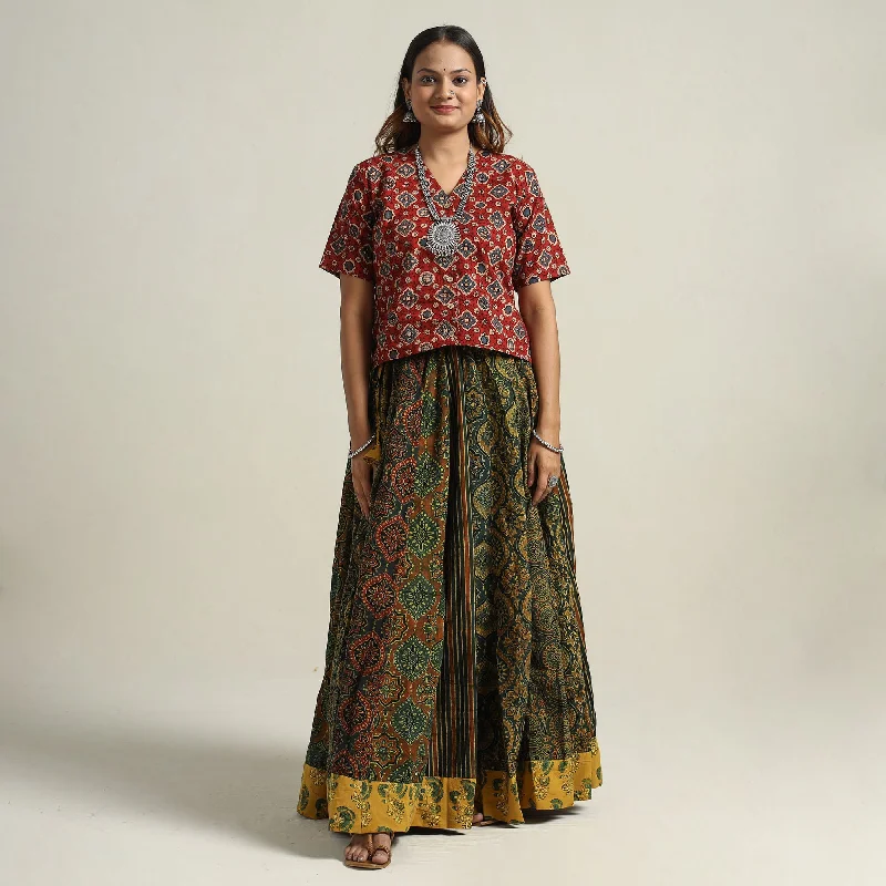 Women's Seasonal Attire Green - Ajrakh Block Printed 24 Kali Patchwork Cotton Long Skirt 75