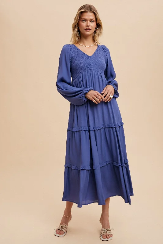 Women's Vacation Outfit Blue Smocked Tiered Midi Dress