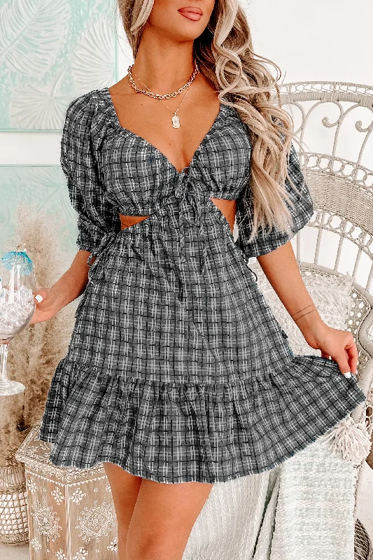 Women's Timeless Attire Sweet Sentiments Plaid Print Cut-Out Dress (Blue Grey)