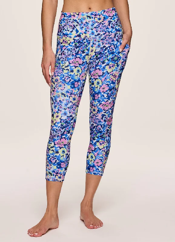 Urban Femme Streetwear Picking Petals Super Soft Capri