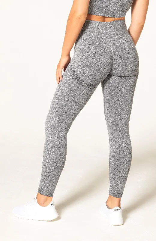 Clothing Brands Define Seamless Scrunch Leggings - Grey Marl